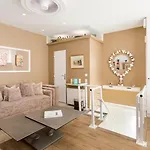 N Sublime Appartement Avec Sauna Dans Le 17E