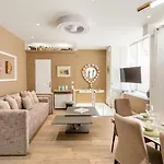 N Sublime Appartement Avec Sauna Dans Le 17E